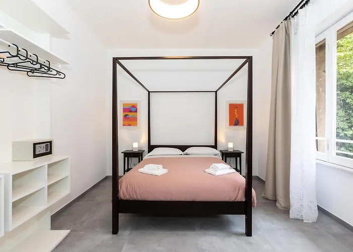 Sant\'Erasmo Suite